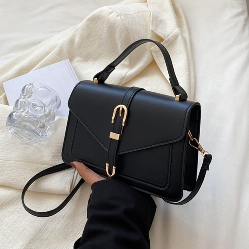 Black Casual Women's Lightweight Buckle Decor Square Bag